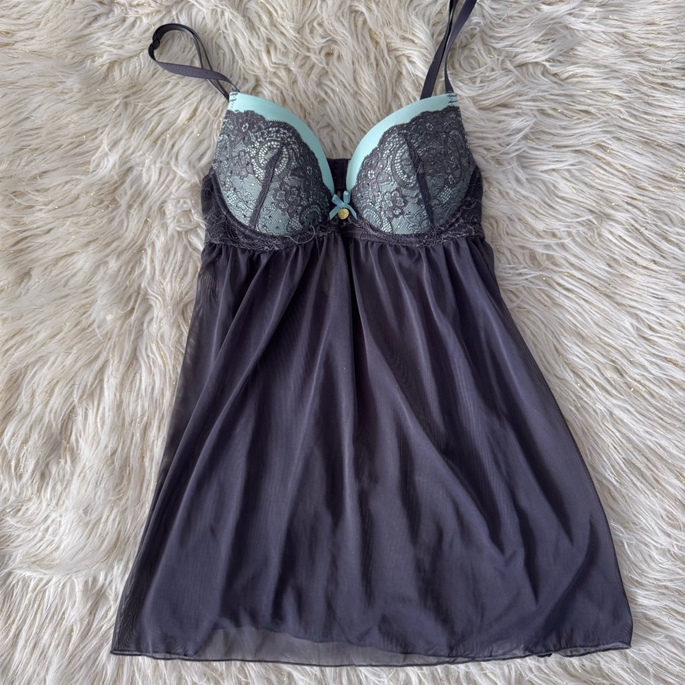 Jessica Simpson Lace Trim Chemise in Black and Mint